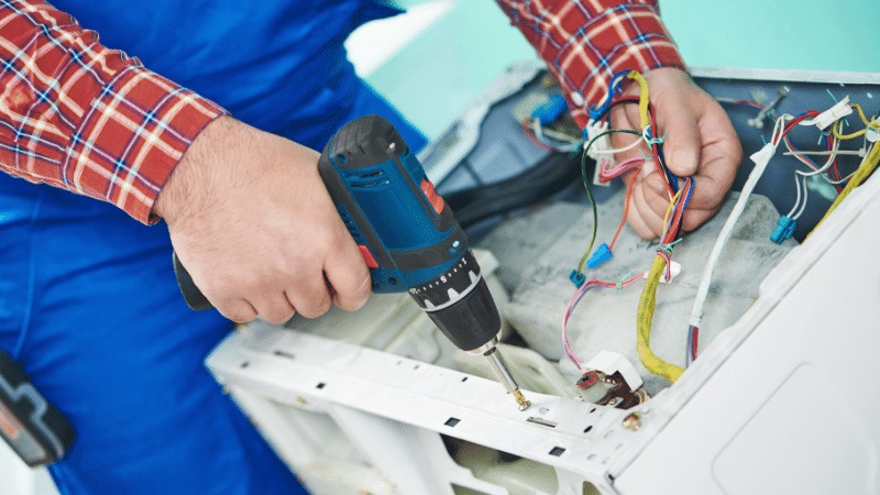 İzmir Samsung Samsung çamaşır makinesi kart tamiri – Su almama arızası orijinal parça ile giderildi. - Teknik servis örneği